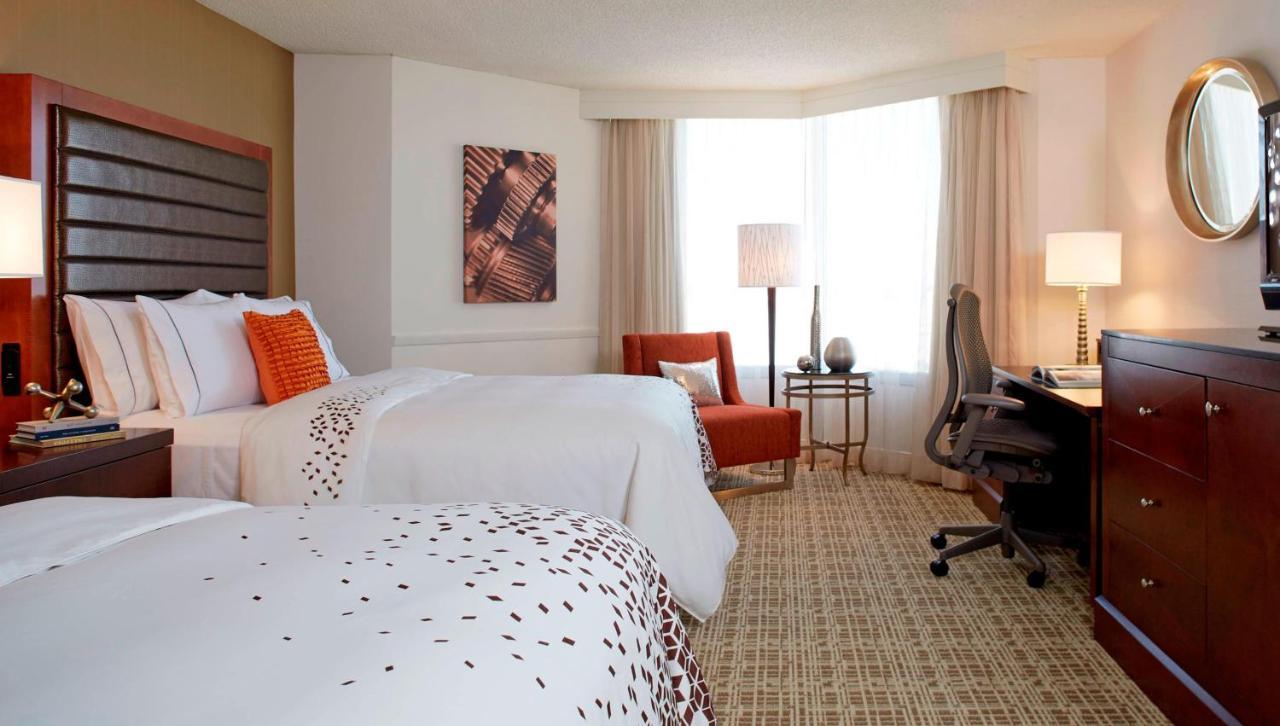 Renaissance St. Louis Airport Hotel Berkeley Esterno foto