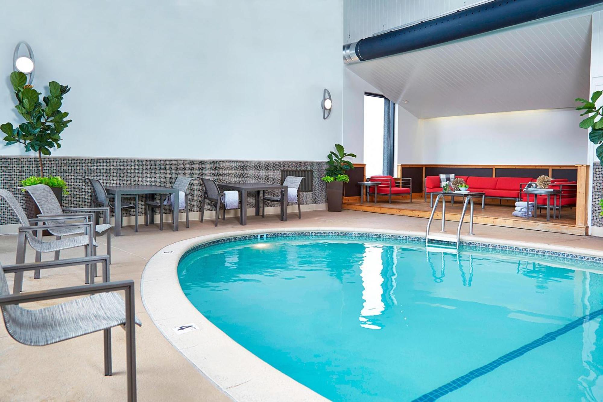 Renaissance St. Louis Airport Hotel Berkeley Esterno foto