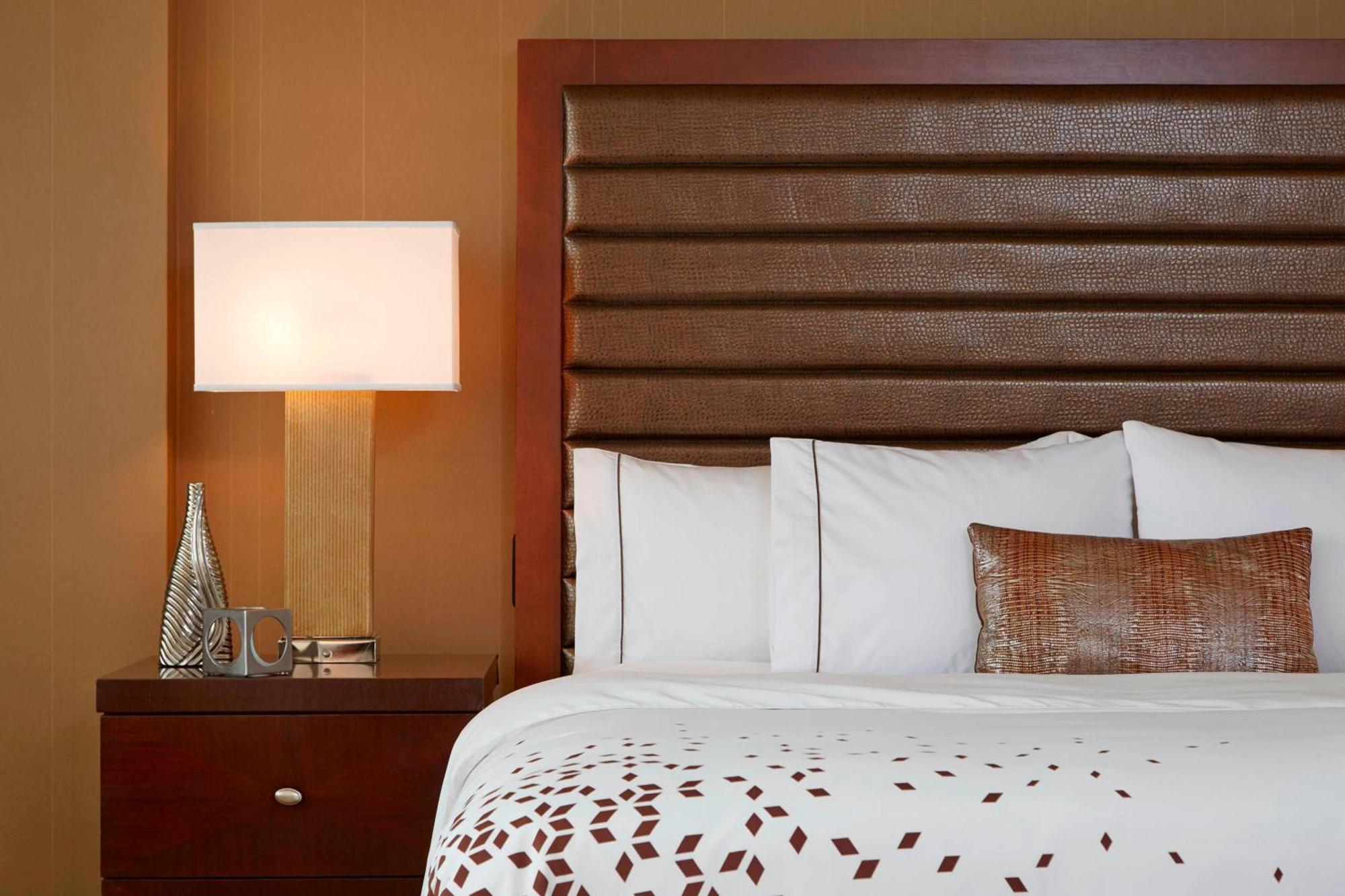 Renaissance St. Louis Airport Hotel Berkeley Esterno foto